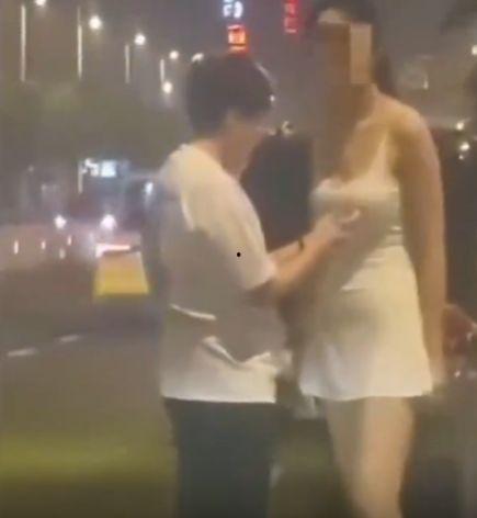 国产女同视频,细腻情感与独特视角的视听盛宴 第3张 国产女同视频,细腻情感与独特视角的视听盛宴 第3张